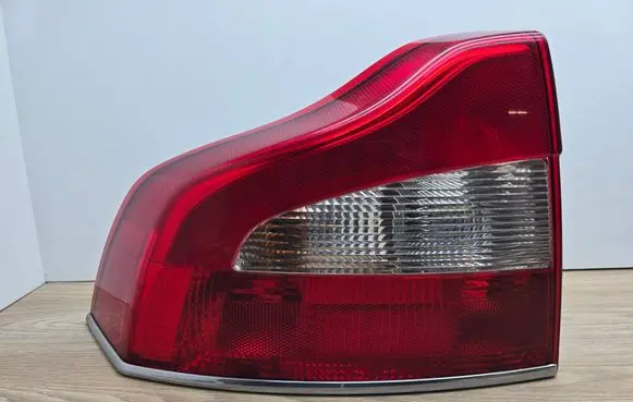 Volvo S80 Rear/tail lights