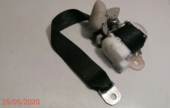Toyota Corolla Verso AR10 Third row seat belt 7L2550