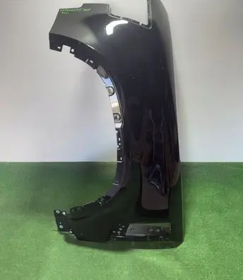 Land Rover Defender Fender LR131387