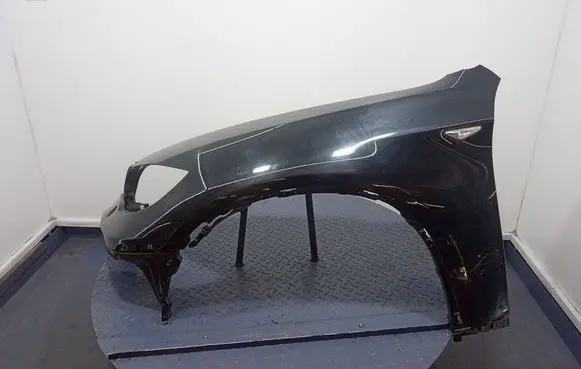 BMW X6 E71 Fender 
