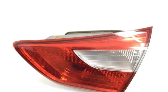 Hyundai i30 Tailgate rear/tail lights 92404A50