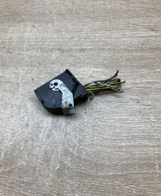 BMW 5 F10 F11 Plug wire 6913630