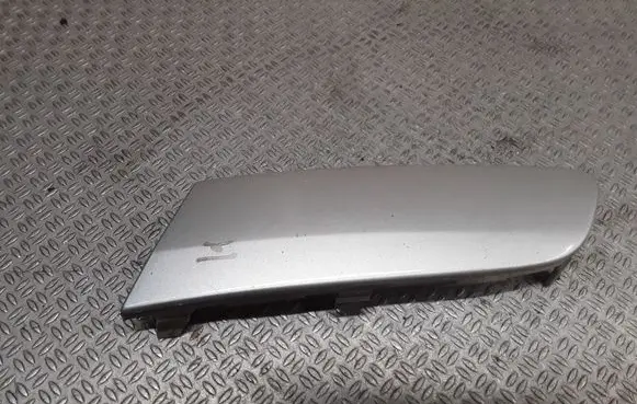 Front bumper splitter molding