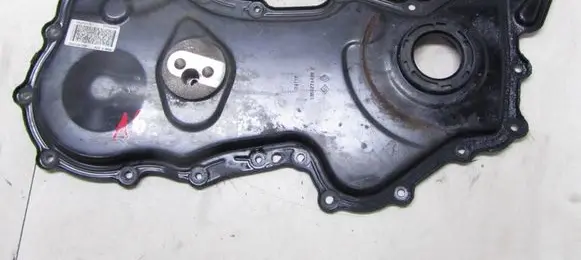 Renault Trafic III (X82) Timing chain cover 135027147R