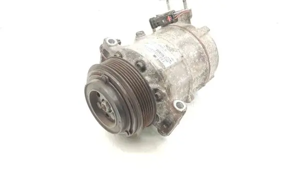 Land Rover Discovery 4 - LR4 Air conditioning (A/C) compressor (pump) CPLA-19D629-BF