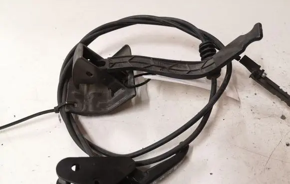 Renault Megane II Engine bonnet (hood) release handle 10461013