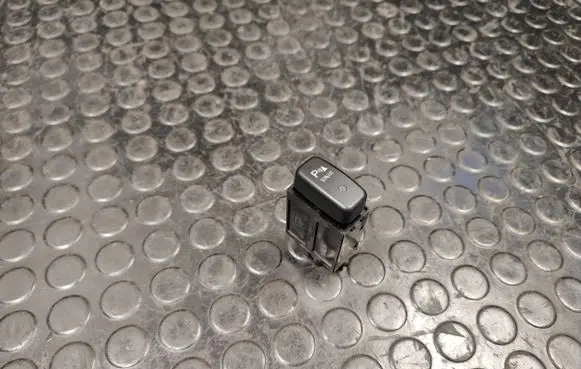 Peugeot 4007 Parking (PDC) sensor switch R23641