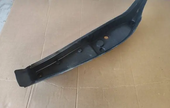 Mercedes-Benz GLC C254 Fender end trim A2548890100