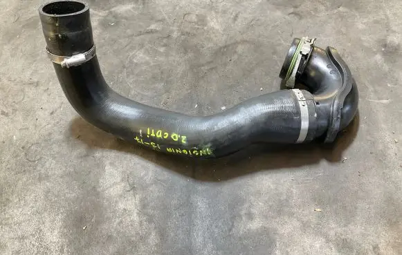 Opel Insignia A Intercooler hose/pipe