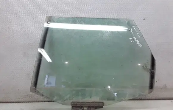 Audi A6 S6 C4 4A Rear door window glass
