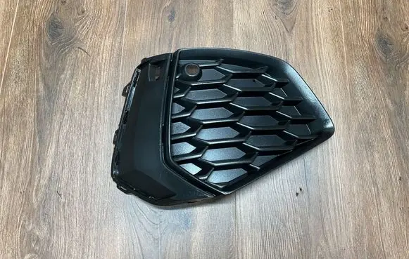 Audi A3 8Y Front bumper lower grill 8Y0807682B