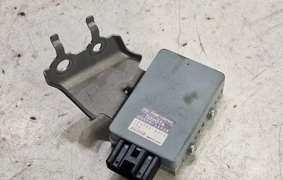 Toyota C-HR I Fuel injection pump control unit/module 8957010040 1049935270
