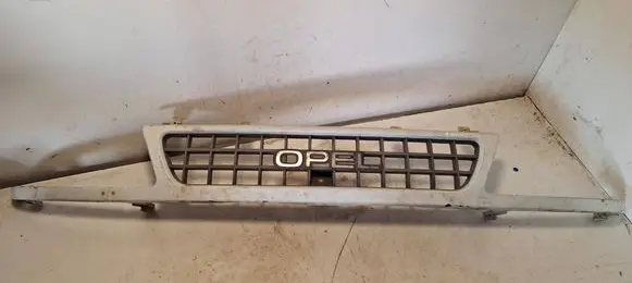 Opel Frontera A Front bumper upper radiator grill 91140007