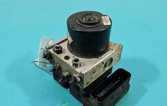 Ford Fiesta ABS Pump 4S61-2M110-CC IMPRK1529470