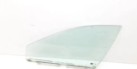 Volvo XC90 Front door window glass four-door