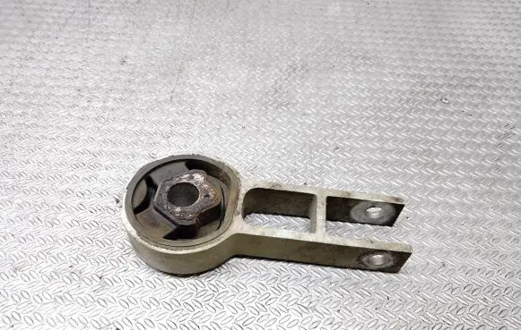 Fiat Stilo Engine mount bracket