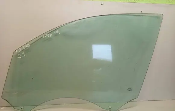 Audi Q5 SQ5 Front door window glass four-door 