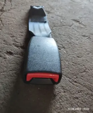 Hyundai Sonata Rear seatbelt buckle