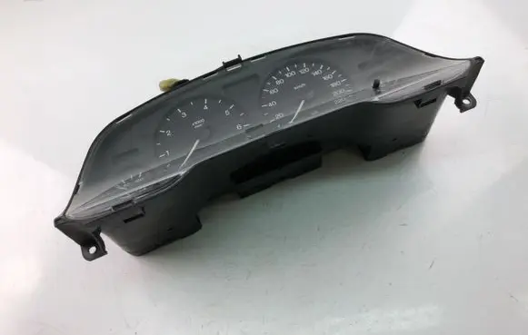 Opel Zafira A Speedometer (instrument cluster) EM09228760