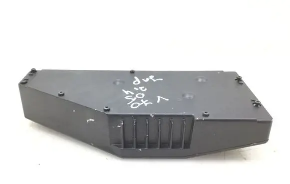 Volvo V70 Sound amplifier 30752259