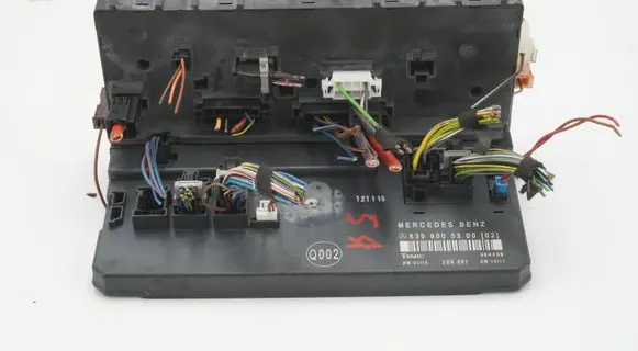 Mercedes-Benz Vito Viano W639 Other control units/modules 6399005300 A6395450801