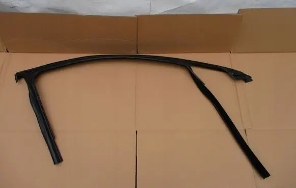 Mercedes-Benz S W222 Rubber seal front door window/glass A2227250125