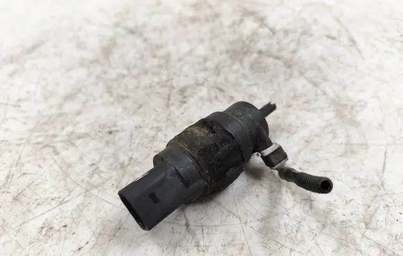 Audi A4 S4 B8 8K Windscreen/windshield washer pump 8K5955647