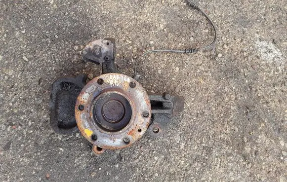 Volkswagen Crafter Front wheel hub NOCODE