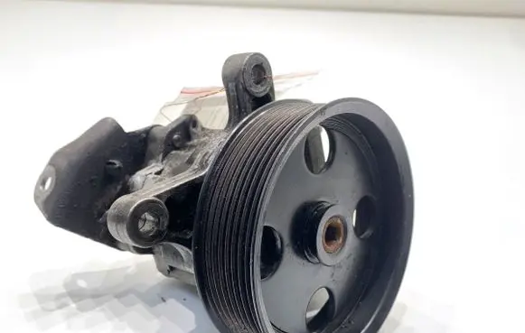 Mercedes-Benz GL X164 Power steering pump 