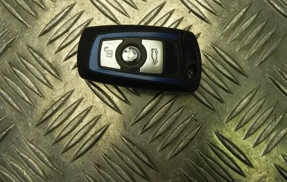 Ignition key/card