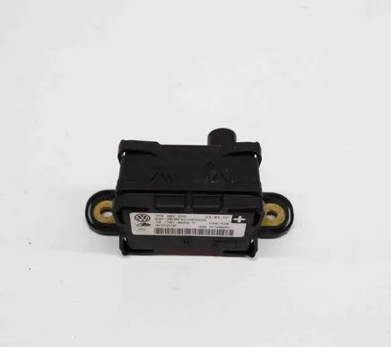 Volkswagen Touareg II Acceleration sensor 10170106593 7P0907652