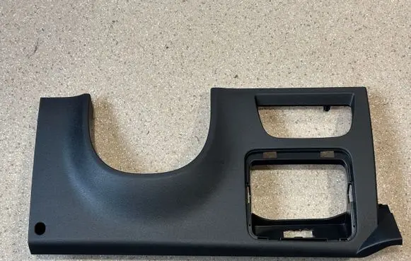 Dashboard lower bottom trim panel