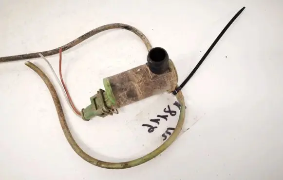 Peugeot 206 Windscreen/windshield washer pump