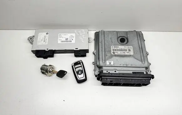 Engine ECU kit and lock set