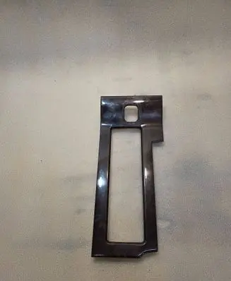 Dashboard glove box trim