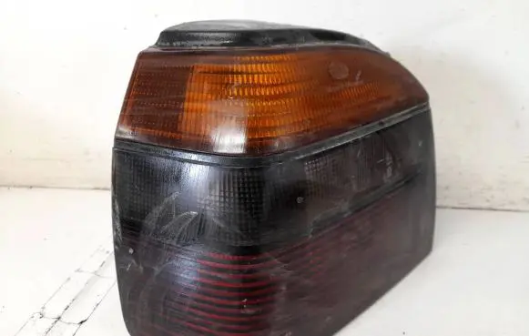 Volkswagen Golf III Rear/tail lights 1h6945111b