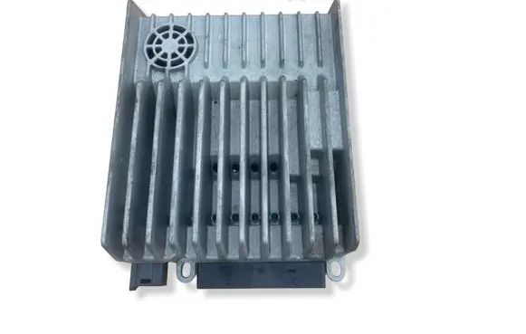 Mercedes-Benz ML W164 Sound amplifier A2518703190