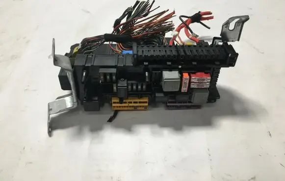 Mercedes-Benz E W212 SAM control unit 2129003702