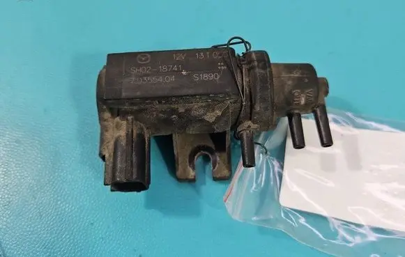 Mercedes-Benz CLS C219 Turbo solenoid valve 7.03554.04 IMPRK1457481