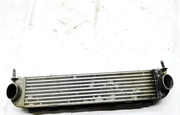 Land Rover Discovery 3 - LR3 Intercooler radiator plm500011