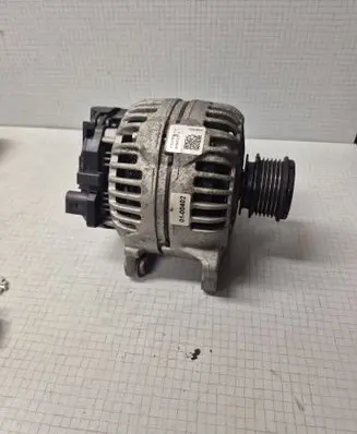 Volkswagen Transporter - Caravelle T5 Generator/alternator 231201 P0D025