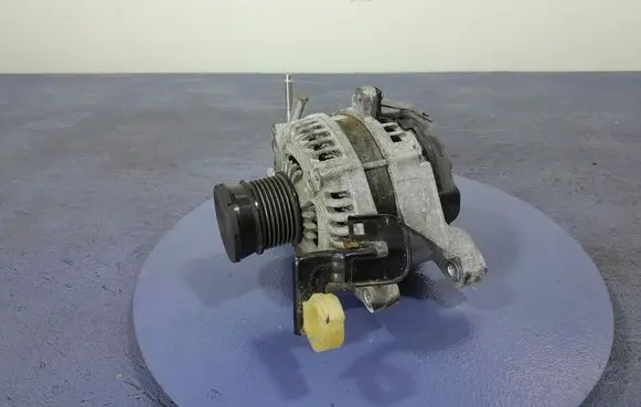 Honda Civic X Generator/alternator TE1042119070
