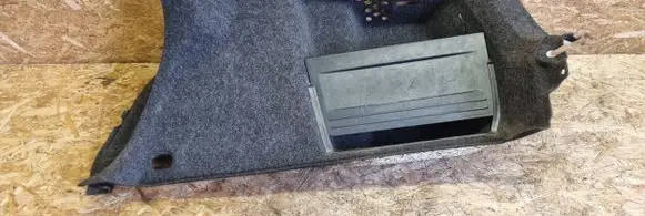 Volkswagen Jetta V Trunk/boot side trim panel 1K5867428P