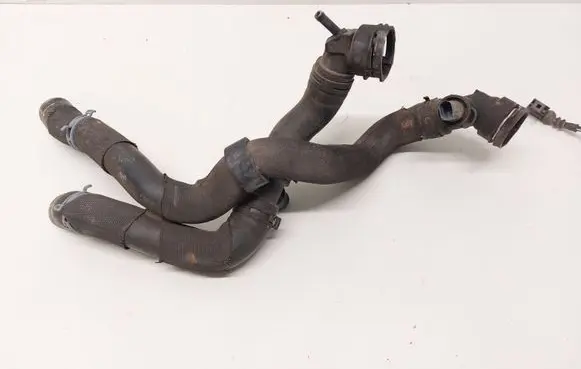 Volkswagen Golf VI Engine coolant pipe/hose