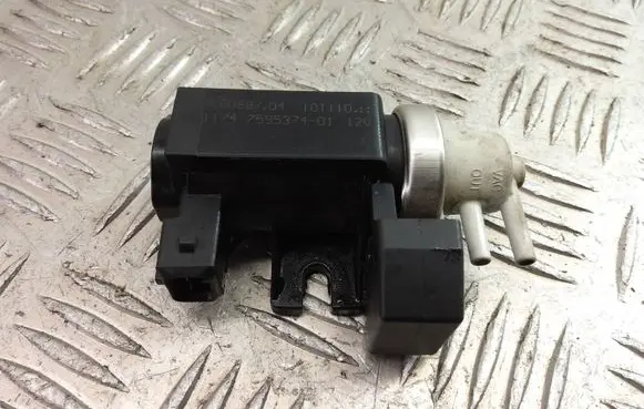 BMW 7 F01 F02 F03 F04 Turbo solenoid valve 7595374 70088704 10T110