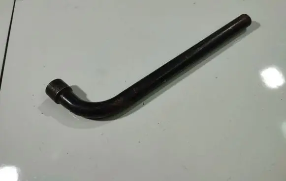 Opel Astra H Wheel nut wrench 1310780048108656 13107800-48108656