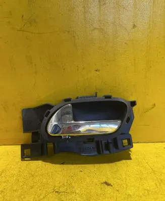 Peugeot 308 Front door interior handle 9685950377