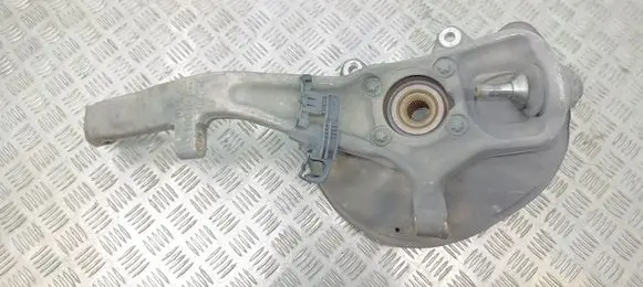 Mercedes-Benz ML W166 Front wheel hub 16610
