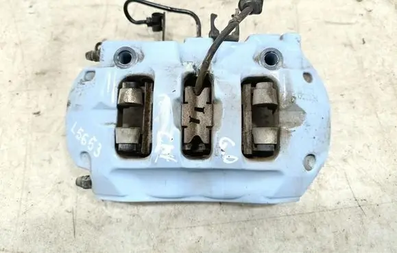 Porsche Cayenne (92A) Rear brake caliper 7P0615424