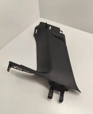 (C) pillar trim